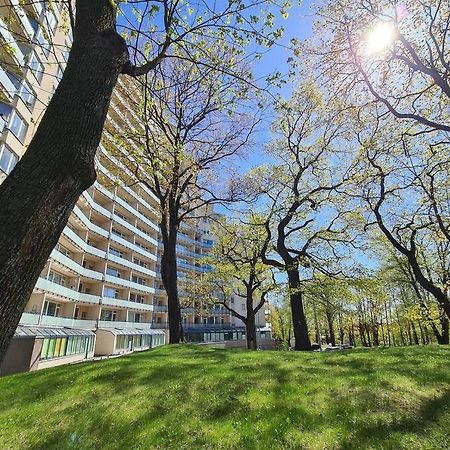 Stylish Apartment With Parking & Spacious Balcony Riga Extérieur photo