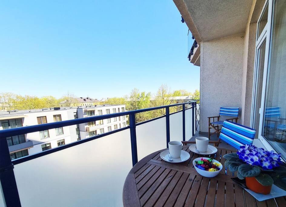 Stylish Apartment With Parking & Spacious Balcony Riga Extérieur photo